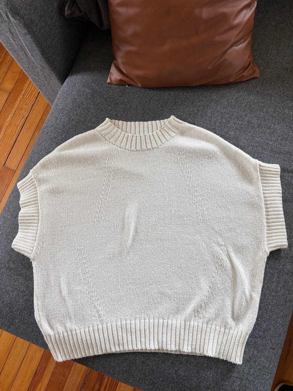 Belle Cream Knit Sleeveless Sweater Size Medium